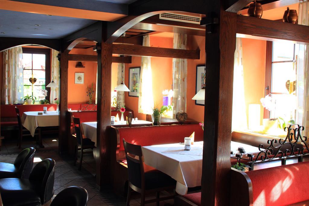 Hotel Restaurant Reichsadler Бухен Номер фото